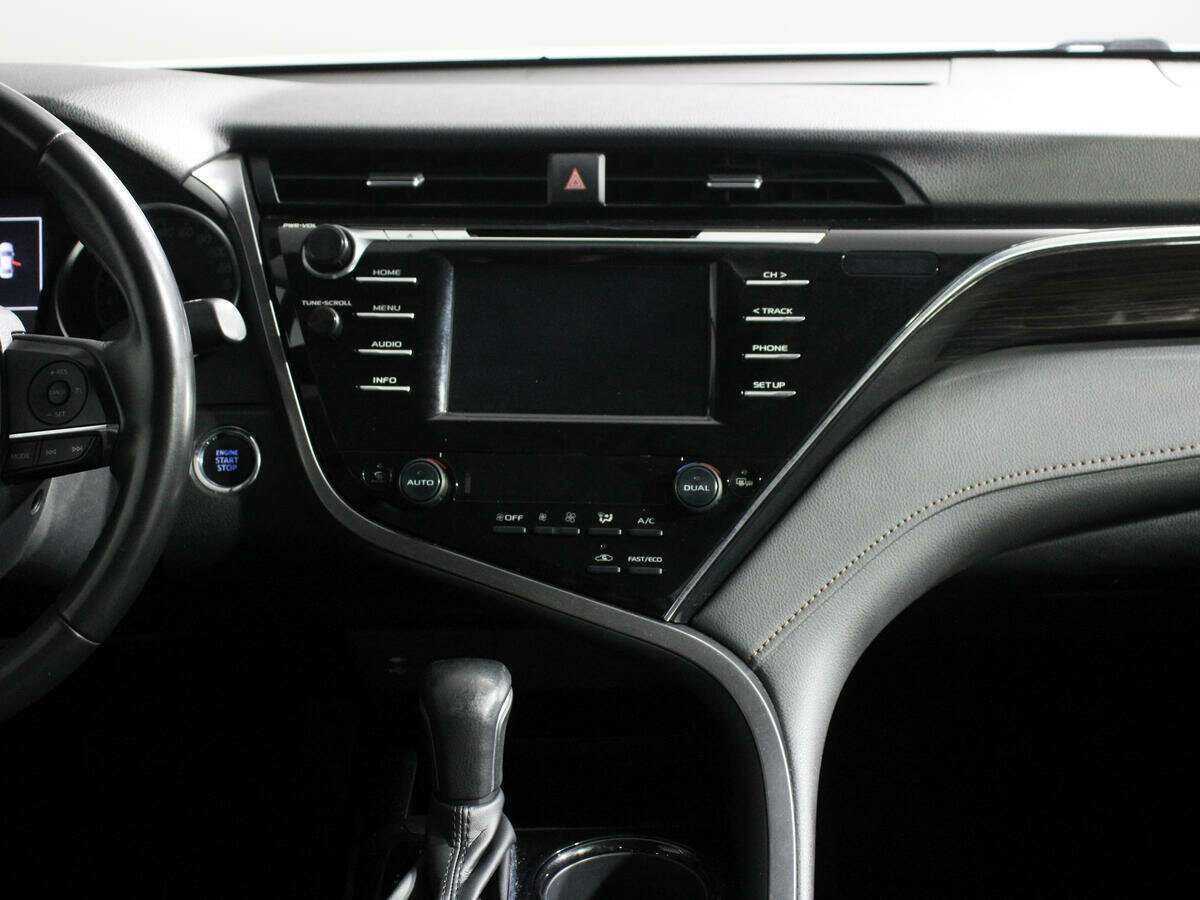 Toyota Camry б/у, 2020, Автоматическая. Фото: #12