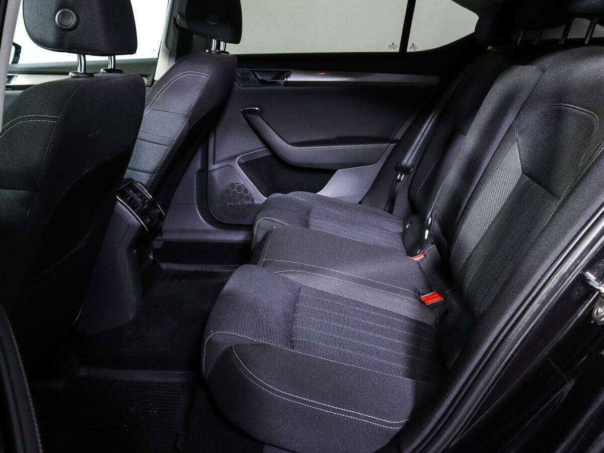 Skoda Superb б/у, 2020, Роботизированная. Фото: #8