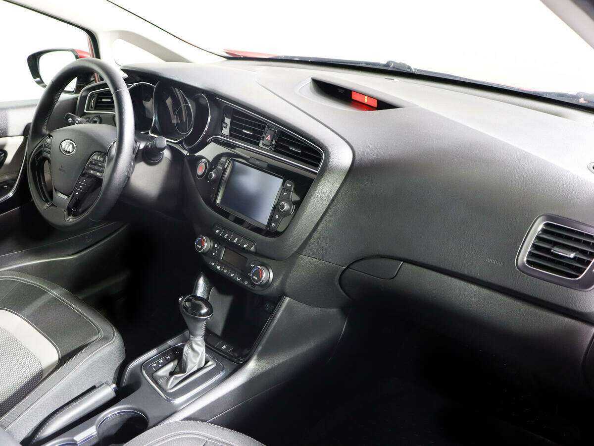 Киа Сид б/у, 2018, Роботизированная. Фото: #8