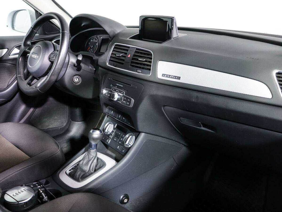 Audi Q3 б/у, 2012, Роботизированная. Фото: #6