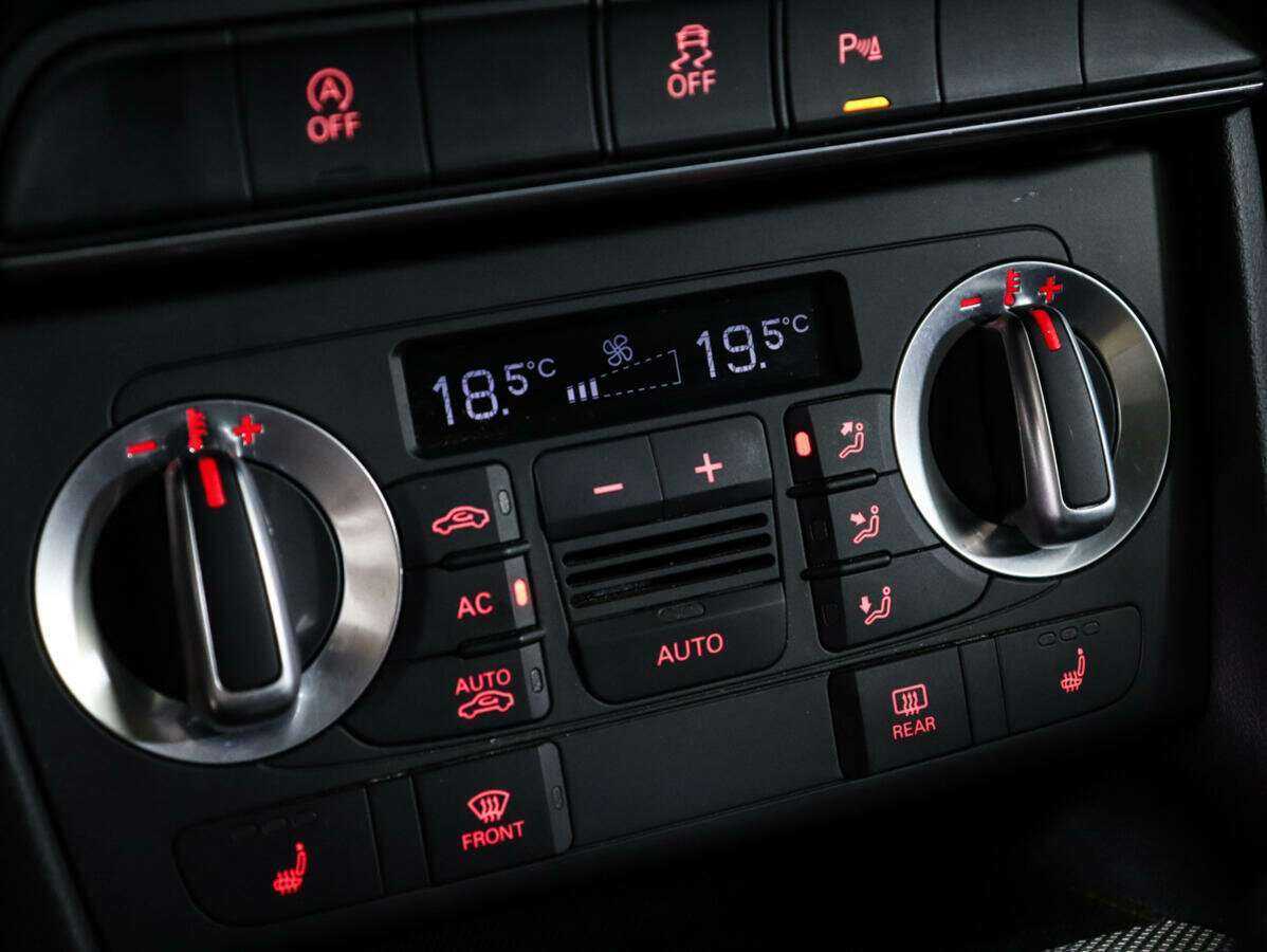 Audi Q3 б/у, 2012, Роботизированная. Фото: #14