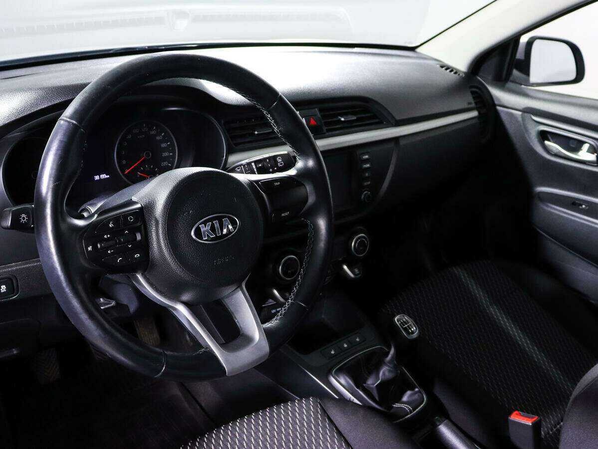 Kia Rio б/у, 2018, Механическая. Фото: #13
