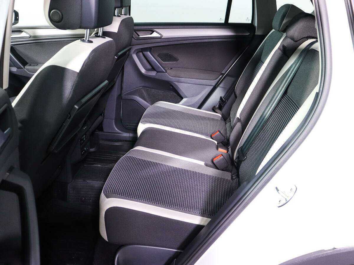 Volkswagen Tiguan б/у, 2020, Роботизированная. Фото: #7