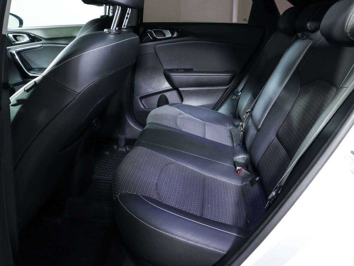 Киа Сид б/у, 2018, Роботизированная. Фото: #9