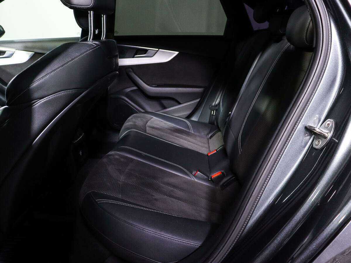 Audi A4 б/у, 2017, Роботизированная. Фото: #6