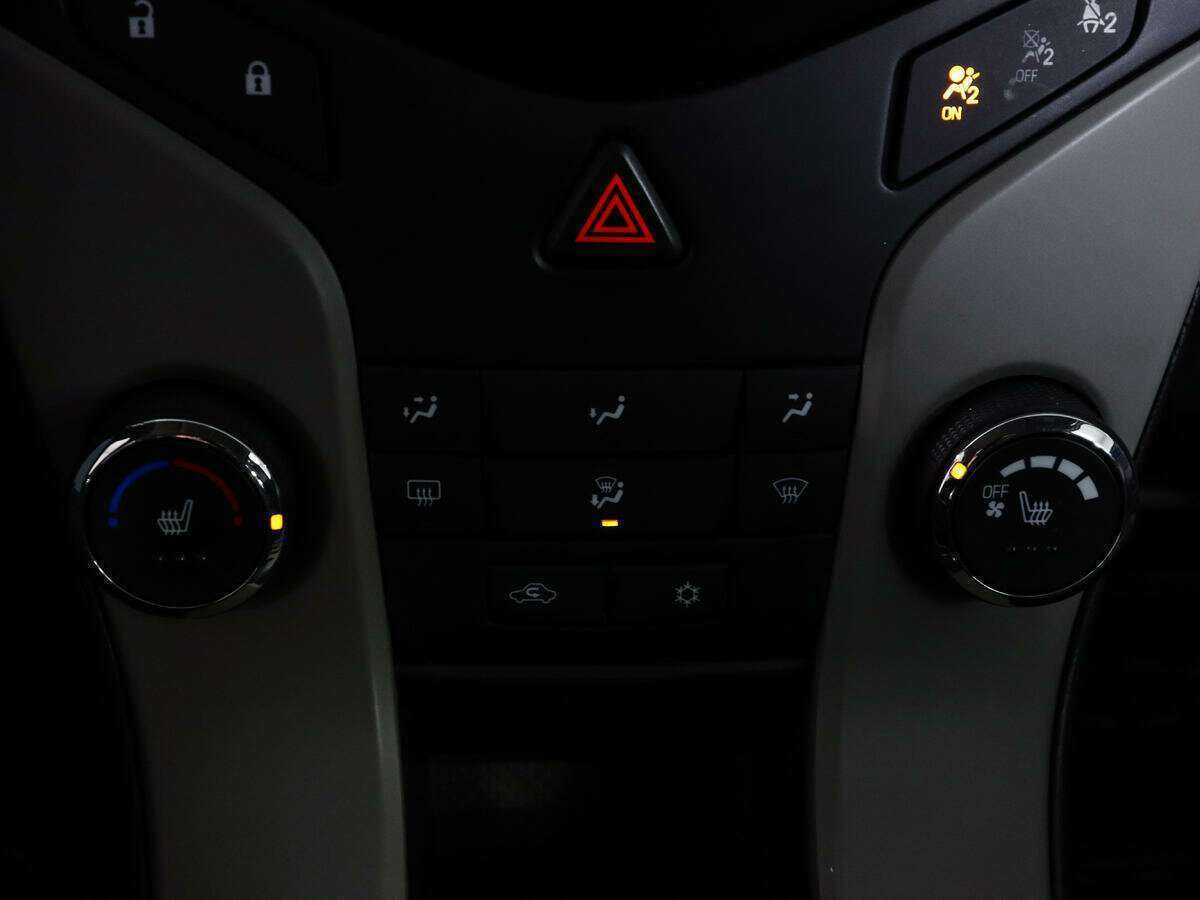 Шевроле Круз б/у, 2012, Автоматическая. Фото: #16