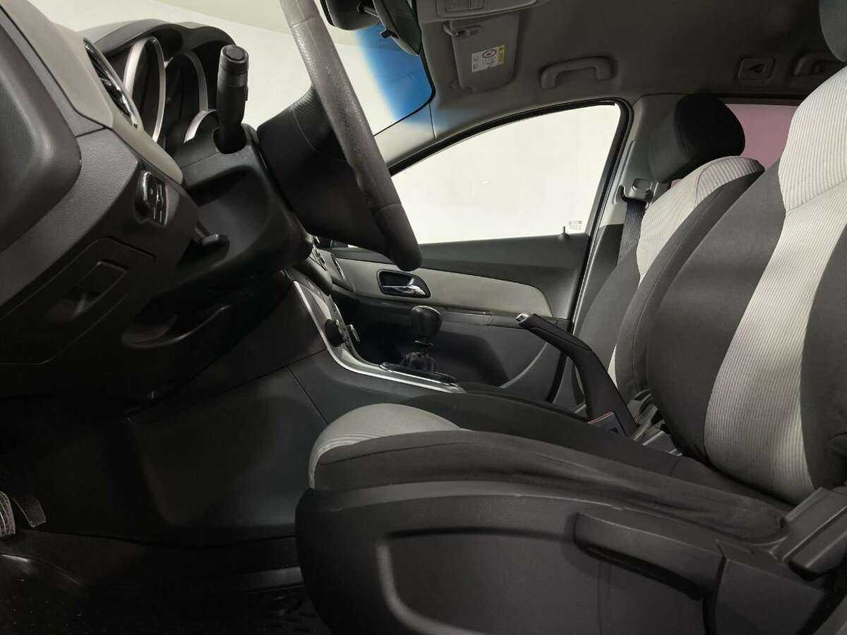 Chevrolet Cruze б/у, 2014, Механическая. Фото: #8