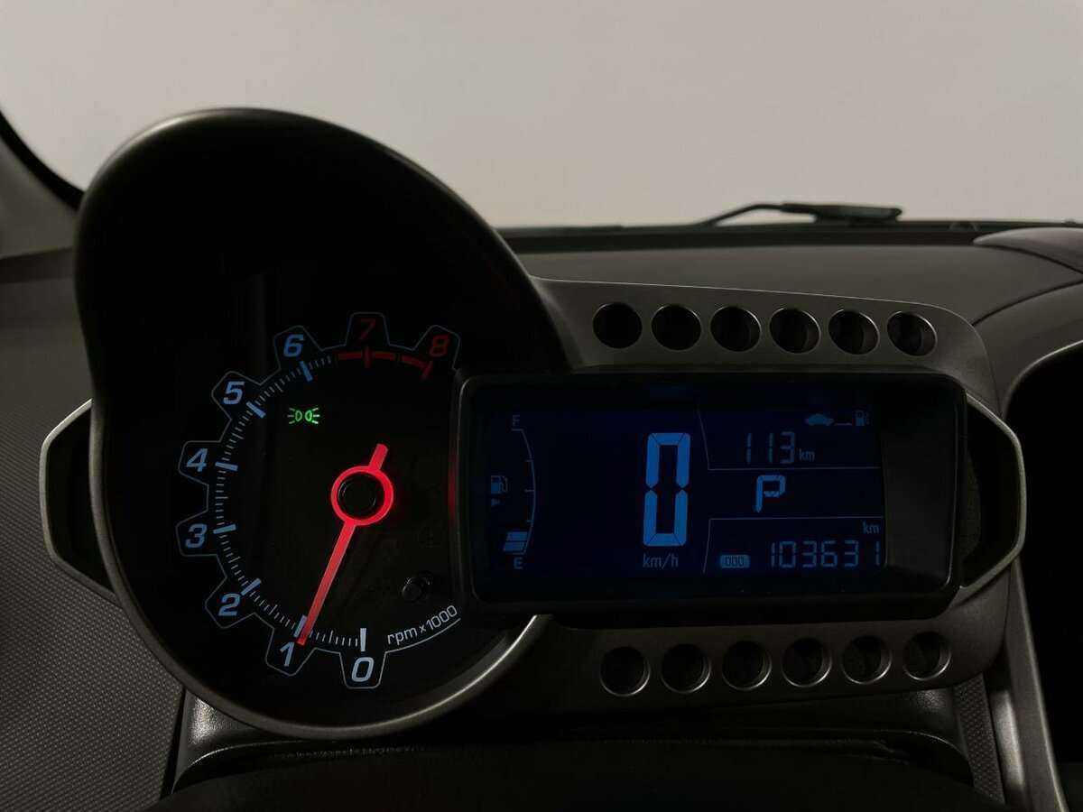 Chevrolet Aveo б/у, 2015, Автоматическая. Фото: #8