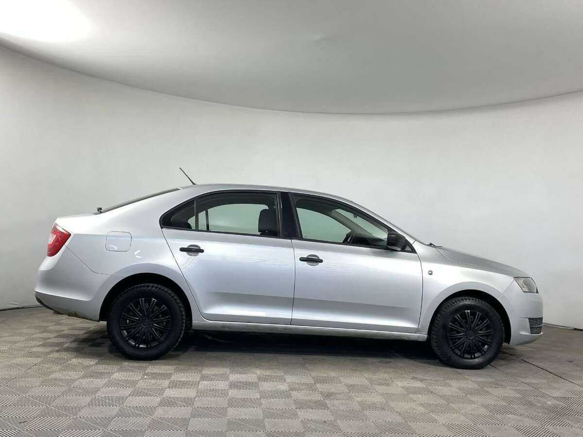 Skoda Rapid б/у, 2016, Механическая. Фото: #2
