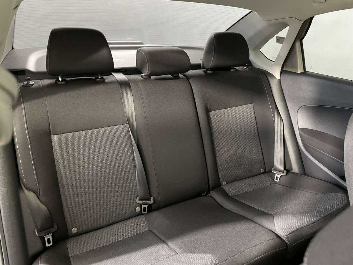 Volkswagen Polo б/у, 2015, Механическая. Фото: #13