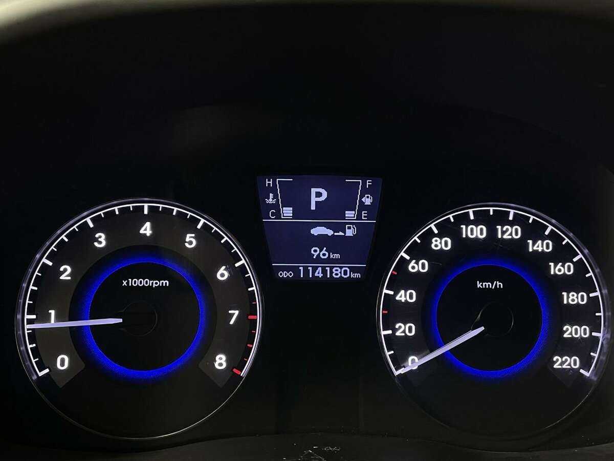 Hyundai Solaris б/у, 2012, Автоматическая. Фото: #10