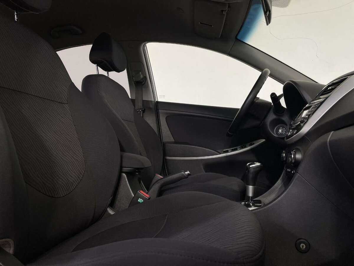 Hyundai Solaris б/у, 2012, Автоматическая. Фото: #13