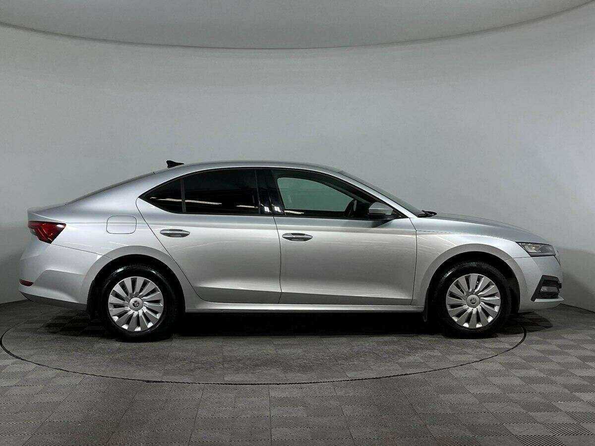Skoda Octavia б/у, 2021, Автоматическая. Фото: #3