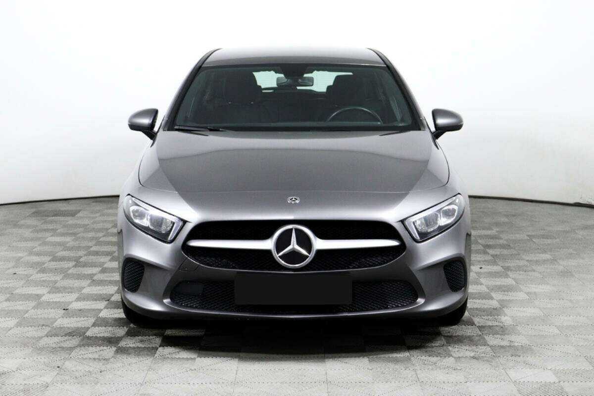 Mercedes-Benz A-Класс б/у, 2019, Роботизированная. Фото: #1