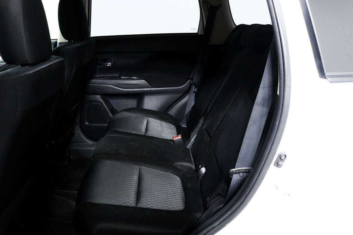 Mitsubishi Outlander б/у, 2013, Вариатор. Фото: #11