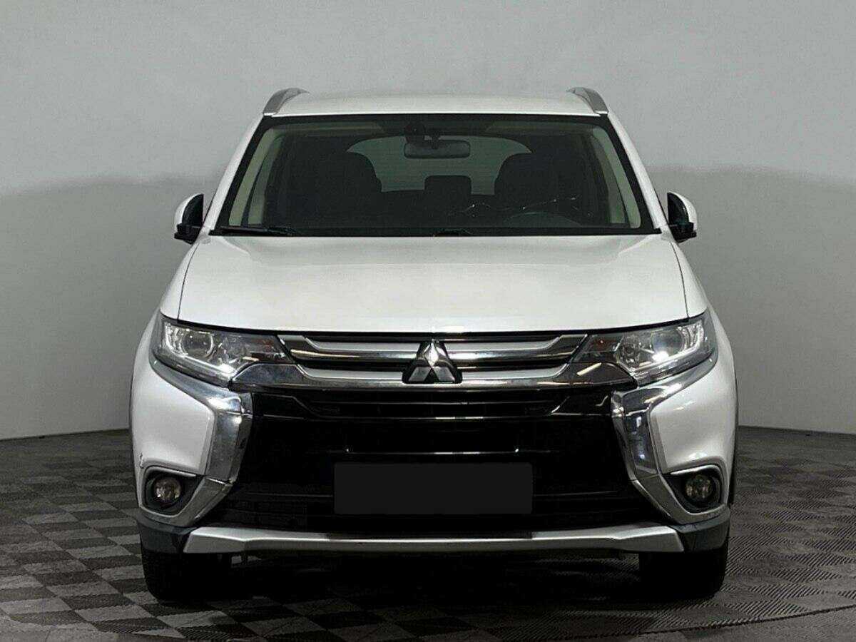 Mitsubishi Outlander б/у, 2018, Вариатор. Фото: #1