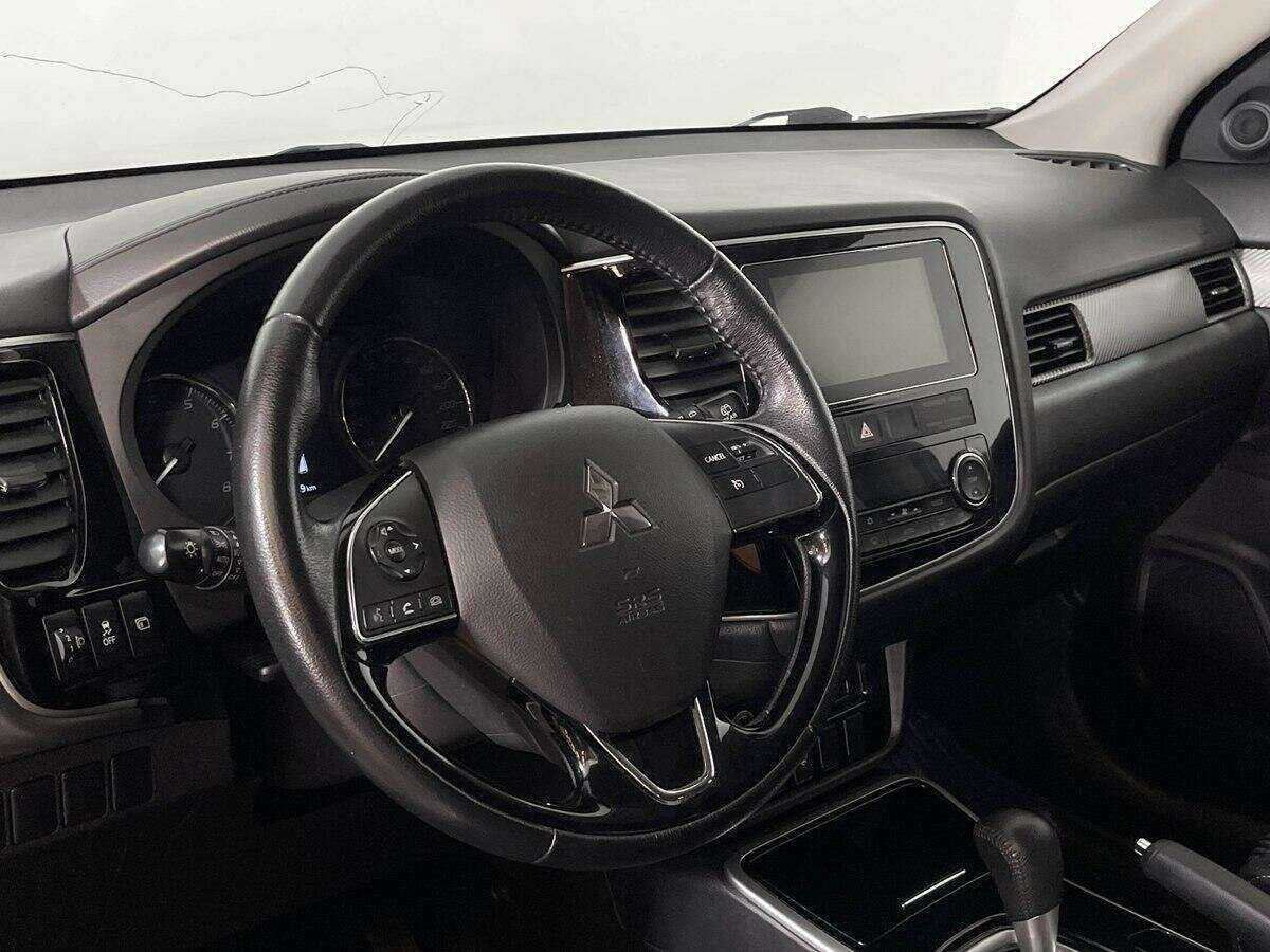 Mitsubishi Outlander б/у, 2018, Вариатор. Фото: #13