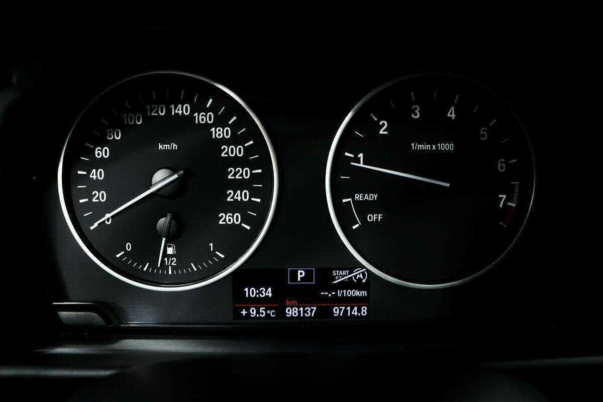 BMW 1 серии б/у, 2012, Автоматическая. Фото: #9