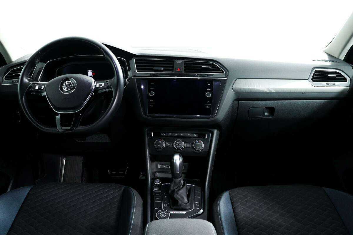 Volkswagen Tiguan б/у, 2020, Роботизированная. Фото: #10