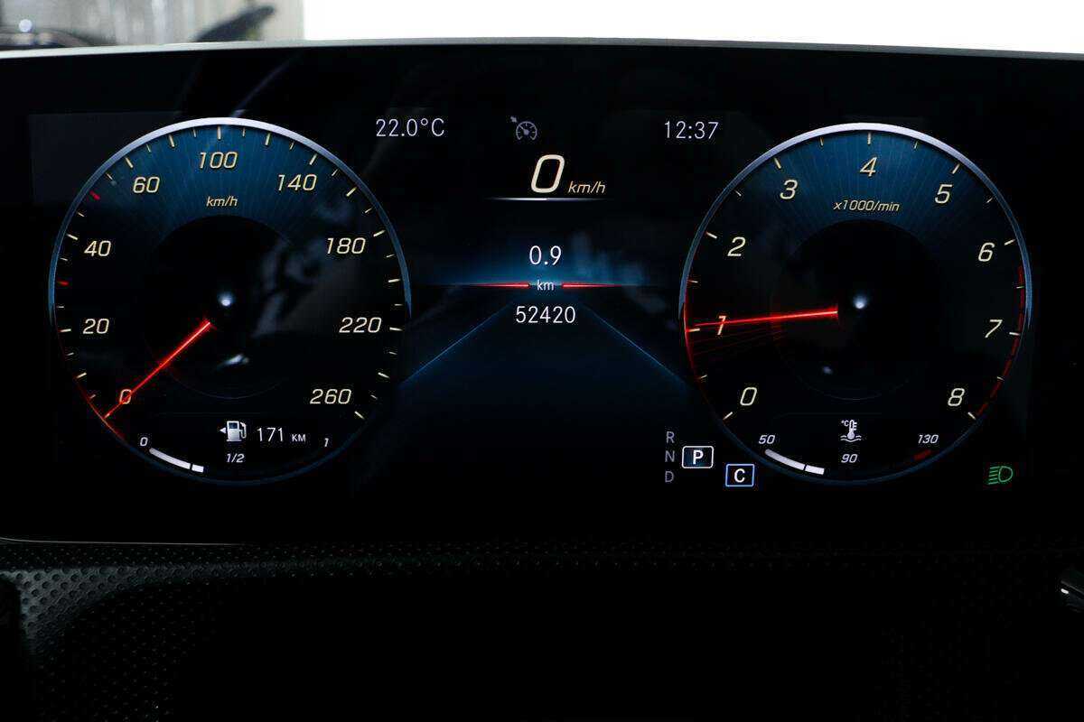 Mercedes-Benz A-Класс б/у, 2019, Роботизированная. Фото: #9