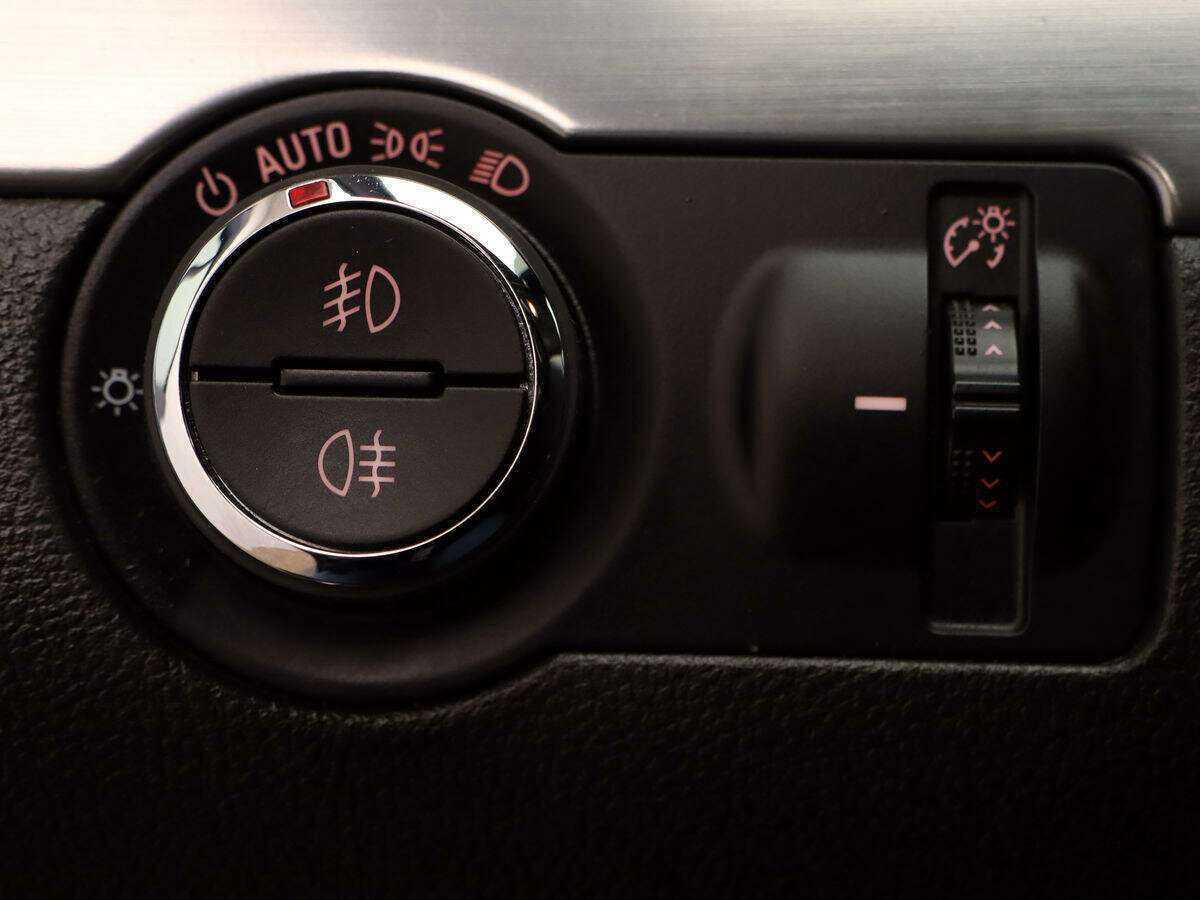 Opel Mokka б/у, 2014, Автоматическая. Фото: #12