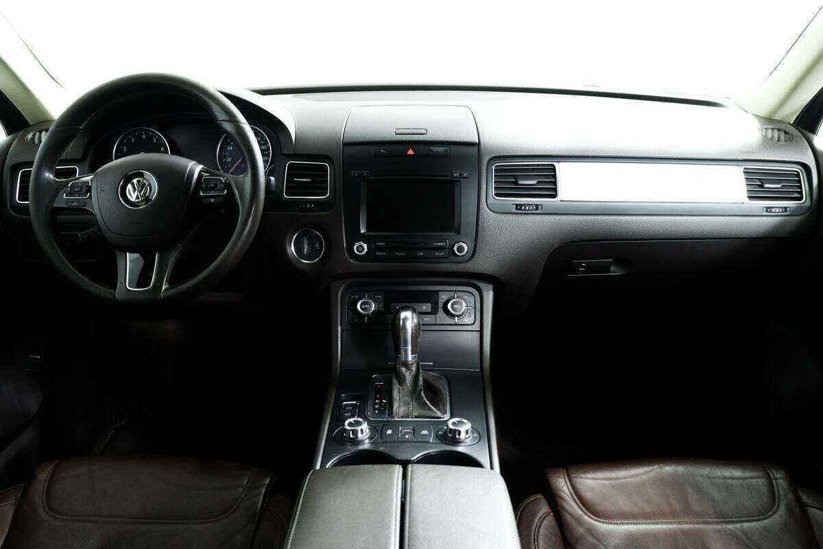 Фольксваген Туарег б/у, 2012, Автоматическая. Фото: #10