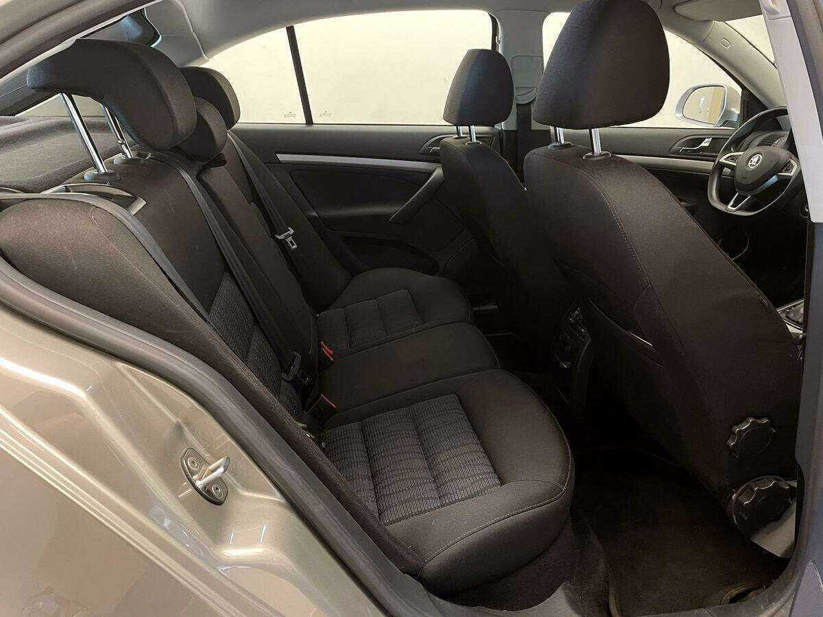 Skoda Octavia б/у, 2012, Автоматическая. Фото: #6