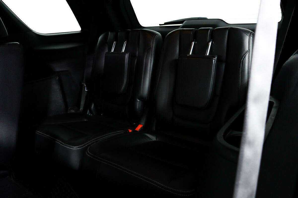 Ford Explorer б/у, 2018, Автоматическая. Фото: #13