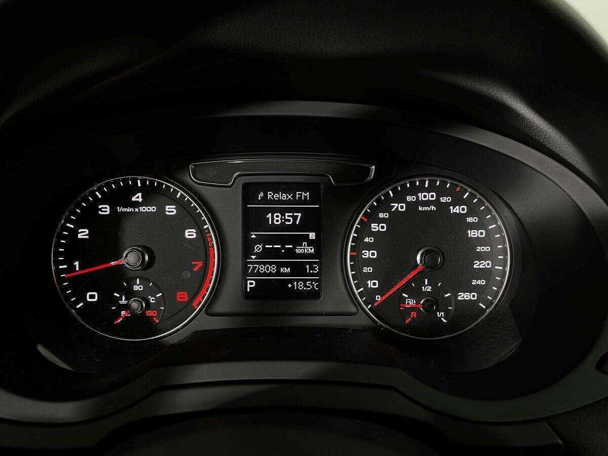 Audi Q3 б/у, 2016, Роботизированная. Фото: #10