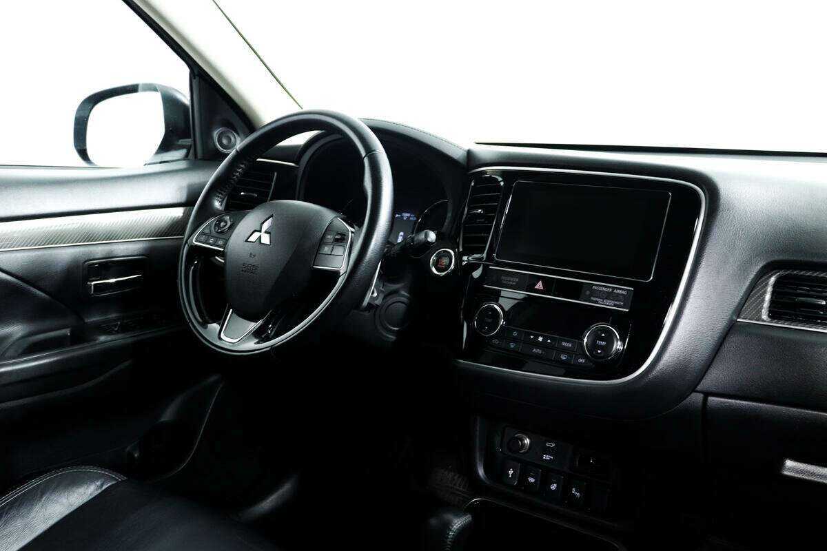 Mitsubishi Outlander б/у, 2019, Вариатор. Фото: #8