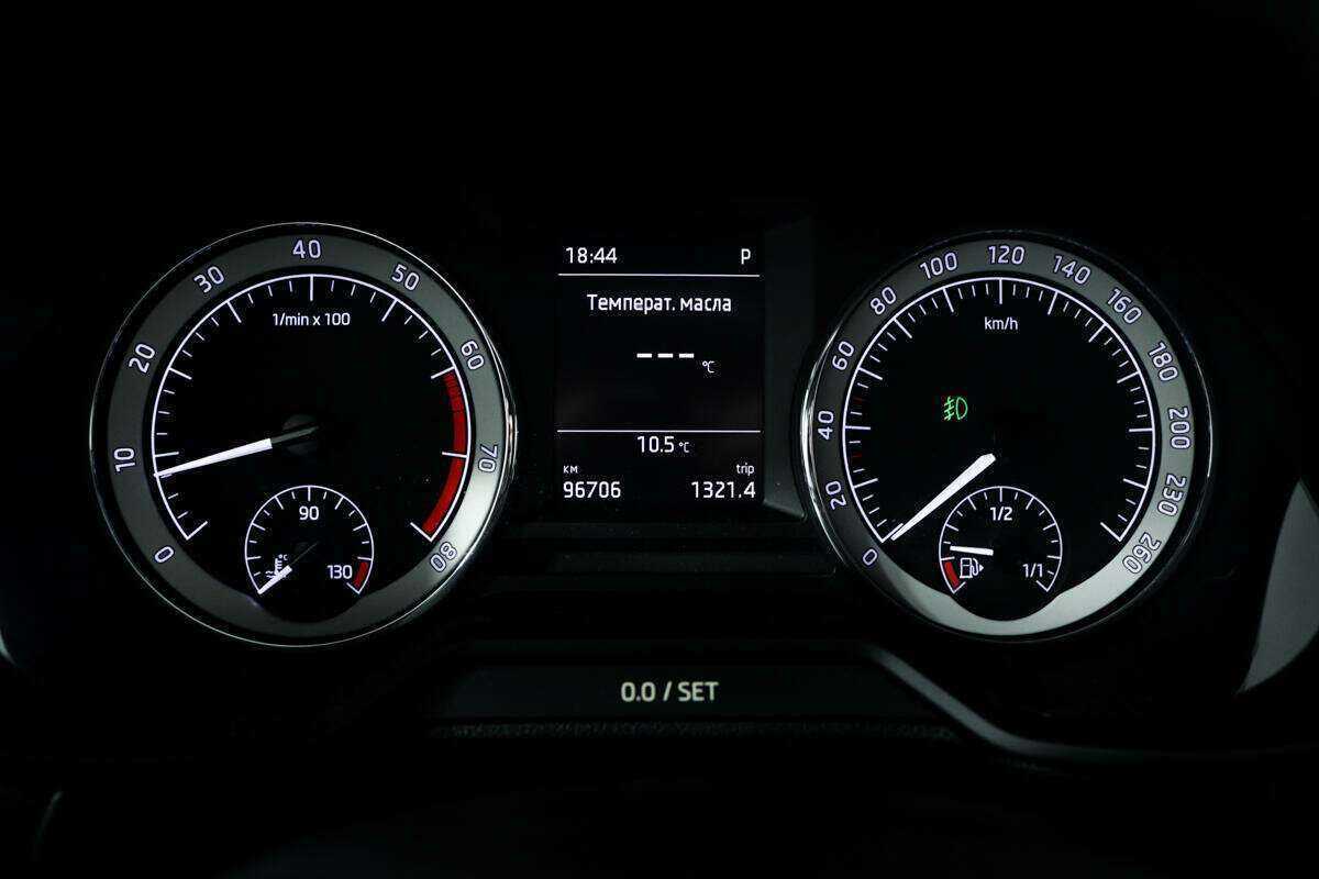 Шкода Октавия б/у, 2019, Роботизированная. Фото: #8