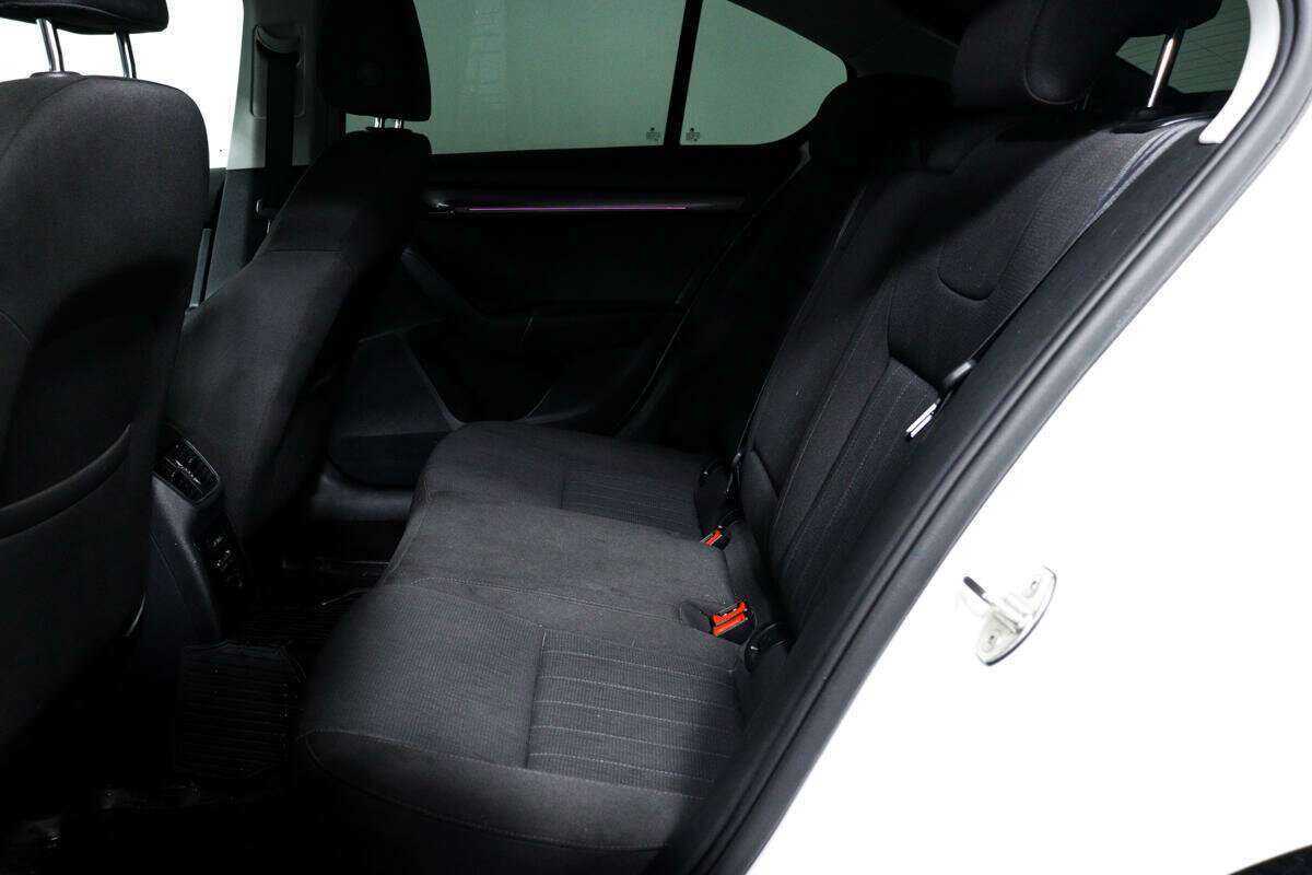 Шкода Октавия б/у, 2018, Роботизированная. Фото: #11