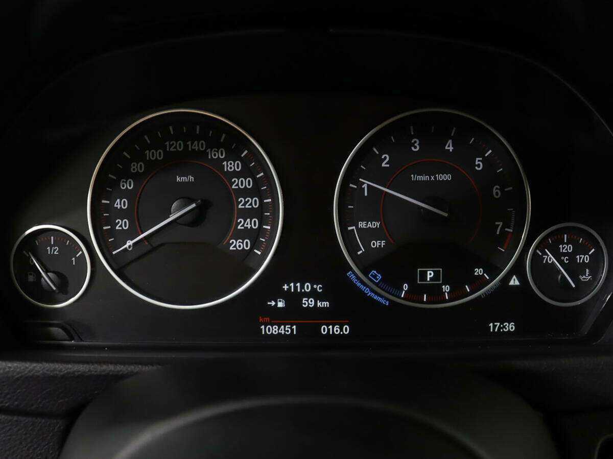 BMW 3 серии б/у, 2016, Автоматическая. Фото: #8