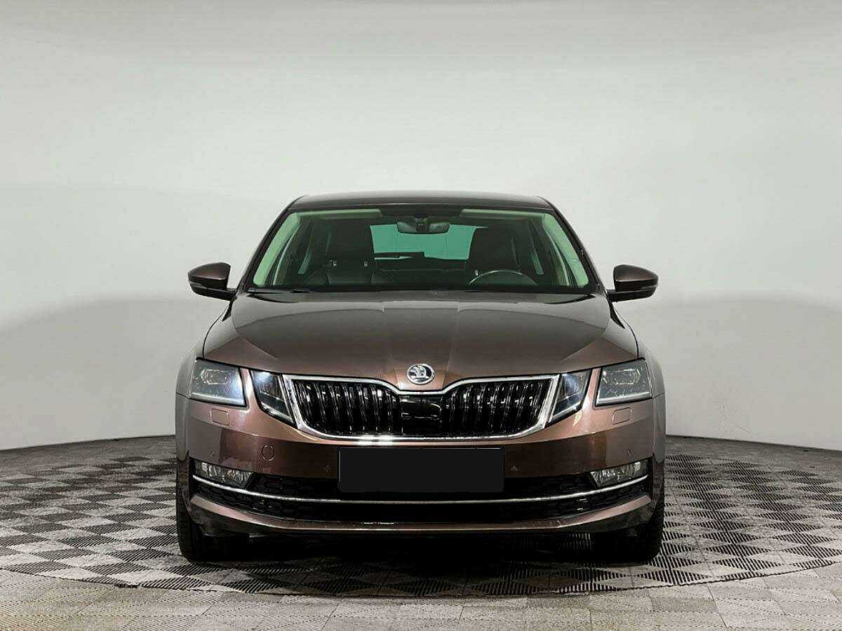 Skoda Octavia б/у, 2018, Роботизированная. Фото: #1