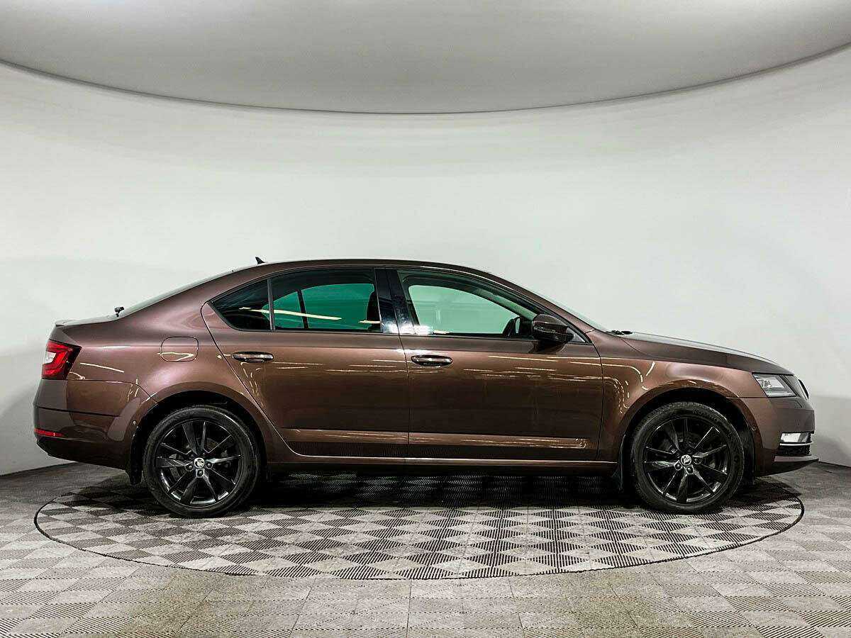 Skoda Octavia б/у, 2018, Роботизированная. Фото: #3