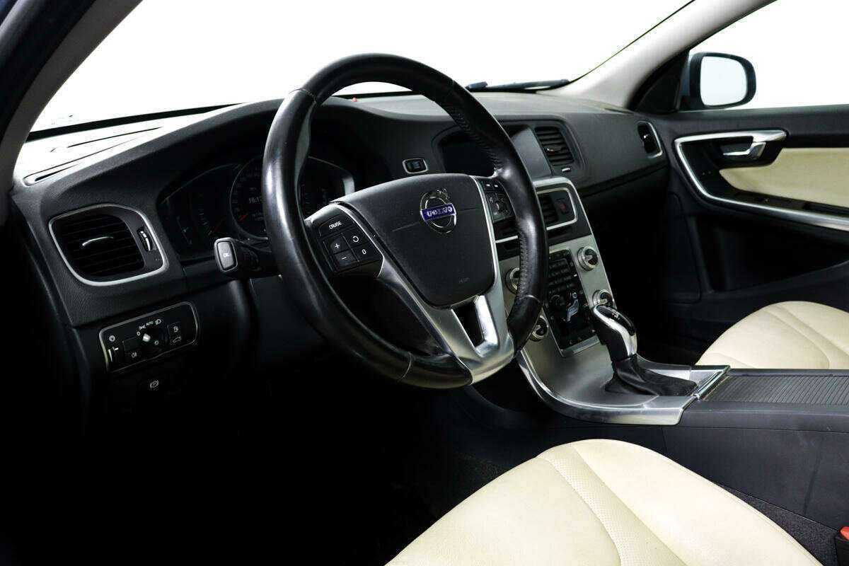 Volvo S60 б/у, 2017, Автоматическая. Фото: #12