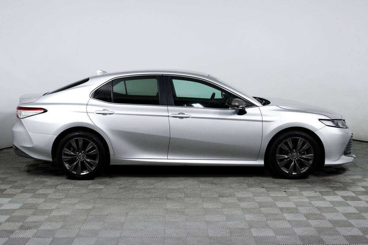 Toyota Camry б/у, 2018, Автоматическая. Фото: #3