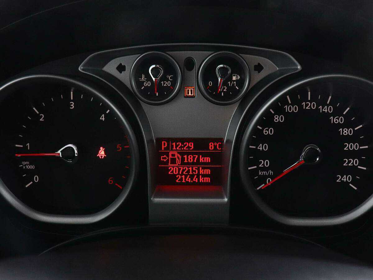 Ford Kuga б/у, 2012, Роботизированная. Фото: #10