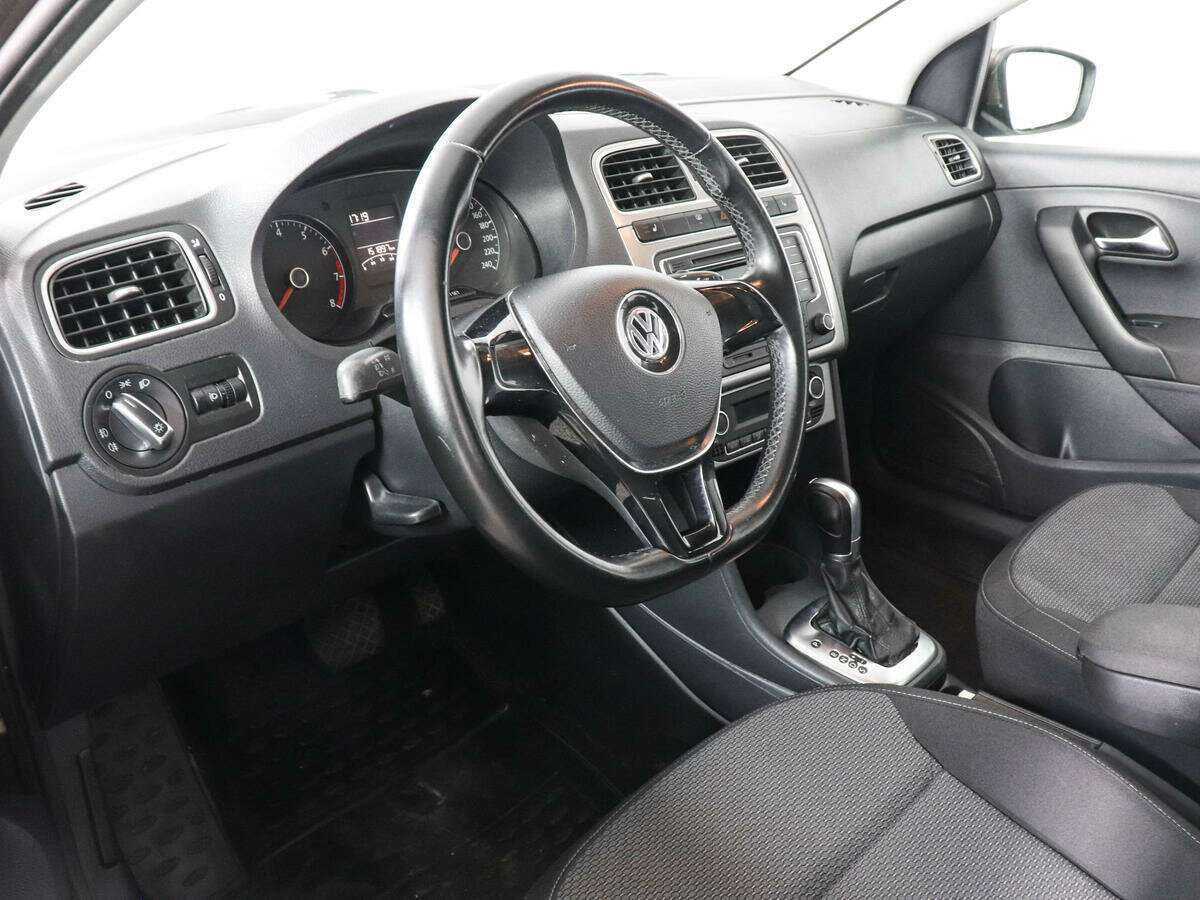 Volkswagen Polo б/у, 2016, Автоматическая. Фото: #7
