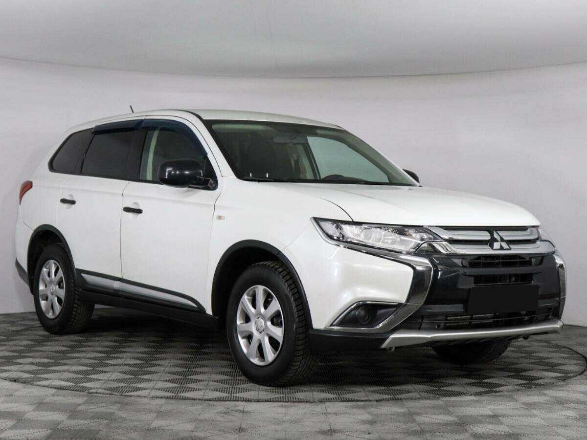 Mitsubishi Outlander б/у, 2015, Вариатор. Фото: #2