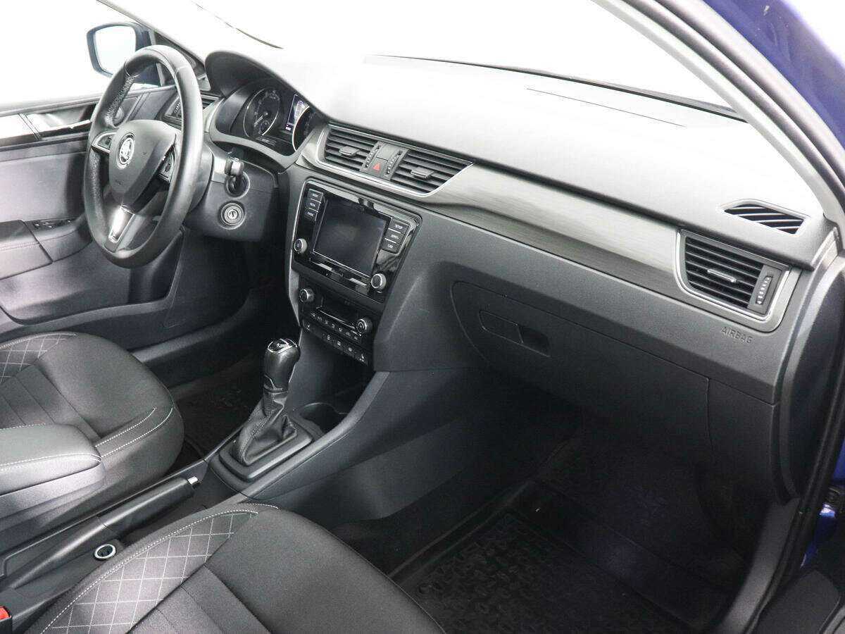 Skoda Rapid б/у, 2018, Роботизированная. Фото: #9