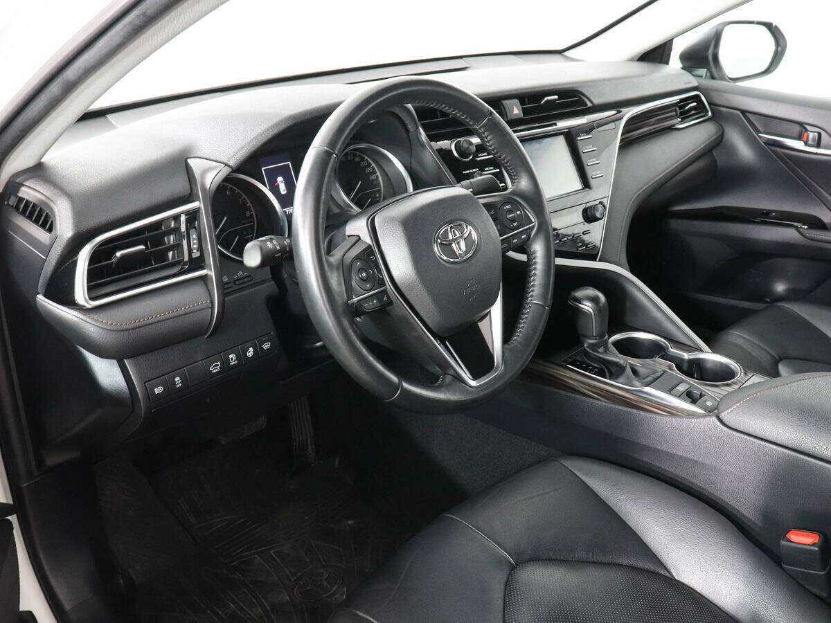 Toyota Camry б/у, 2019, Автоматическая. Фото: #7