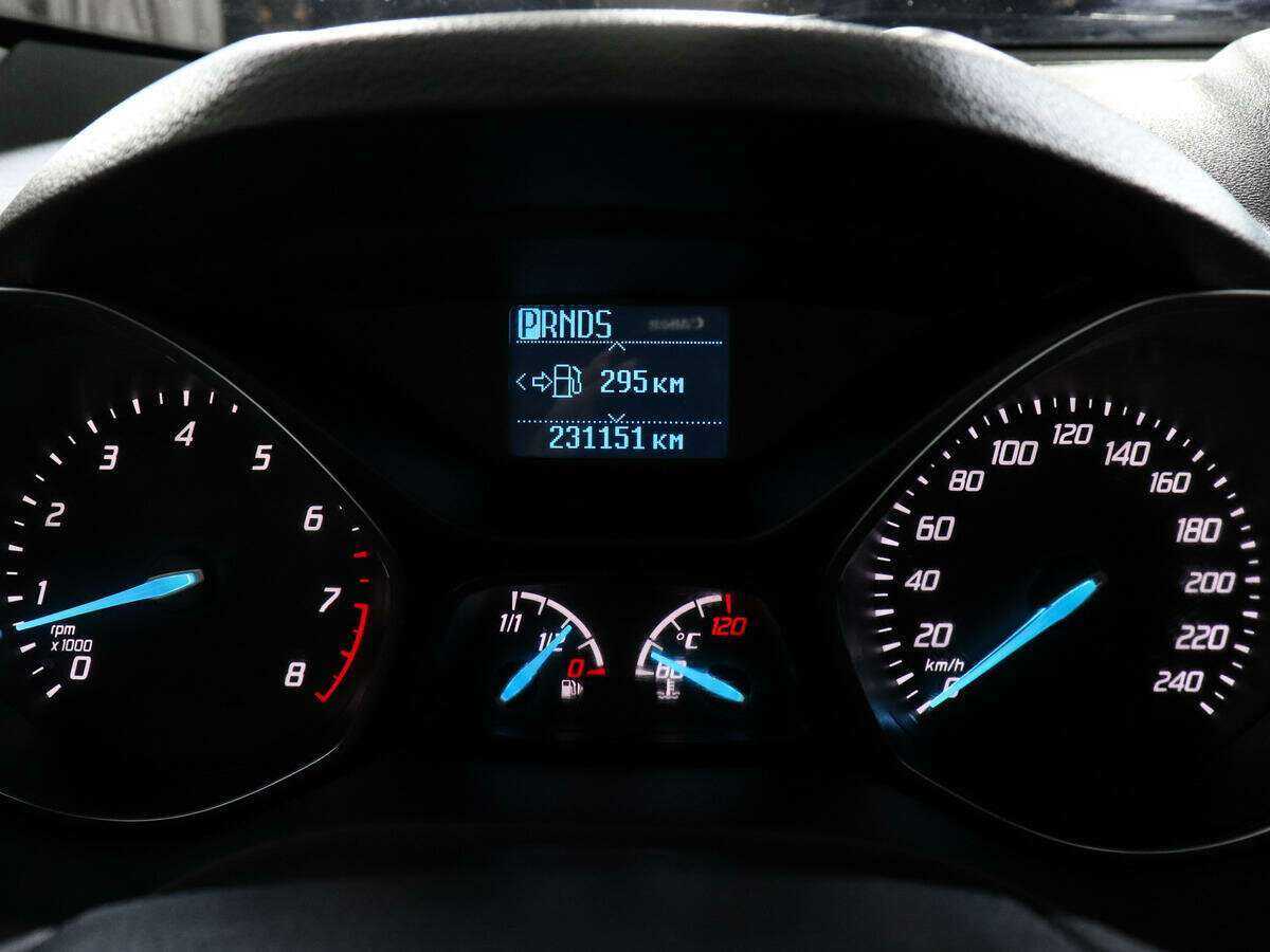 Ford Kuga б/у, 2016, Автоматическая. Фото: #8