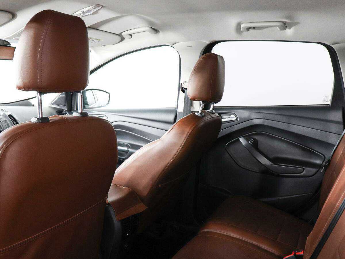 Ford Kuga б/у, 2016, Автоматическая. Фото: #9