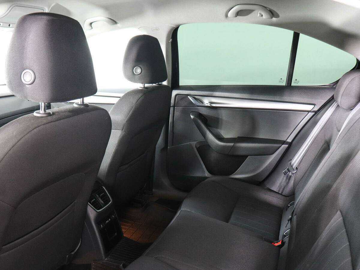 Skoda Octavia б/у, 2018, Роботизированная. Фото: #10