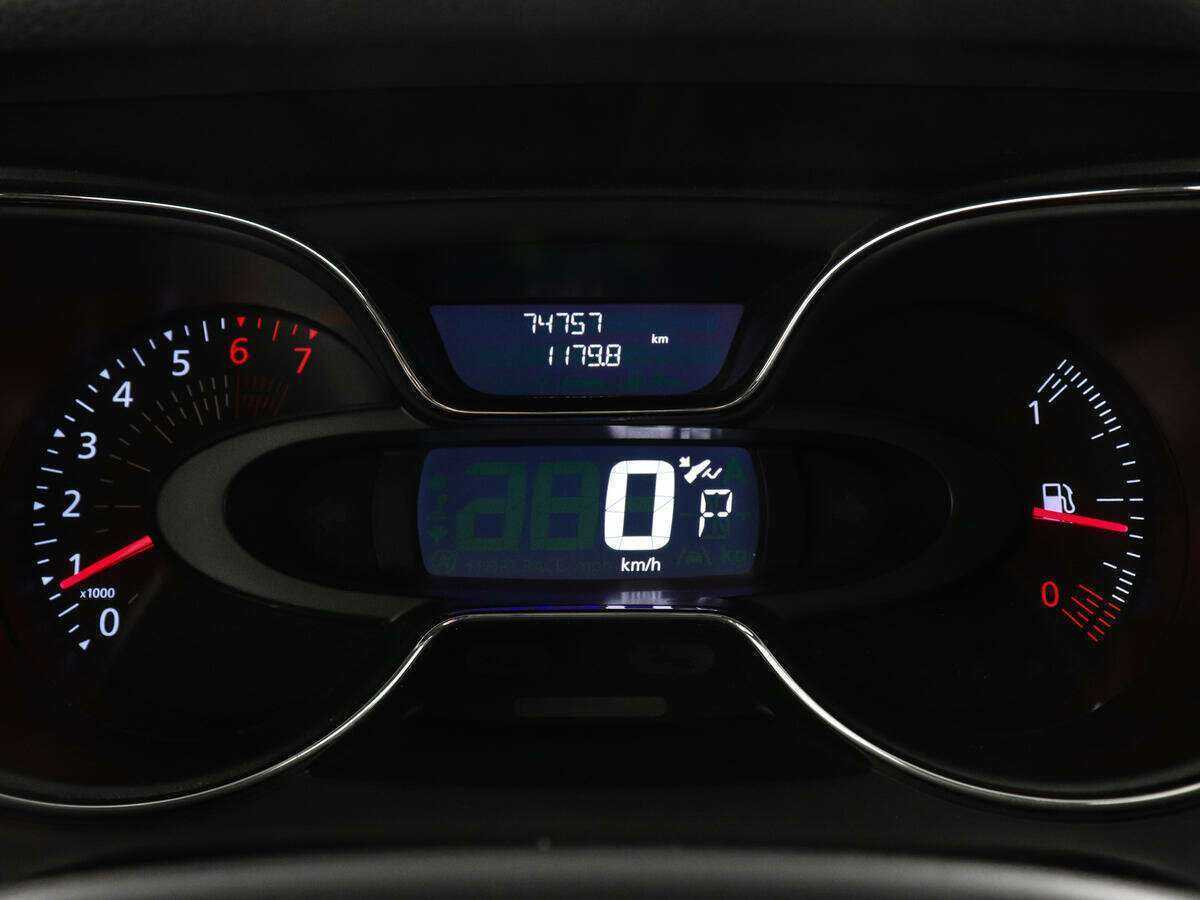 Renault Kaptur б/у, 2017, Автоматическая. Фото: #9