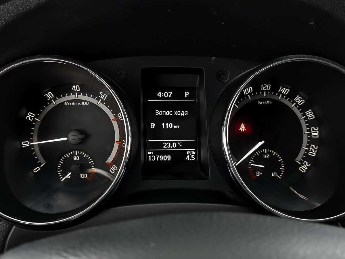 Шкода Йети б/у, 2017, Роботизированная. Фото: #11