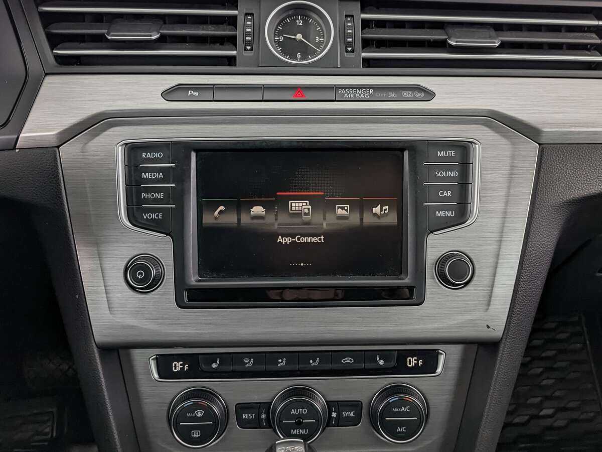 Фольксваген Пассат б/у, 2016, Роботизированная. Фото: #11