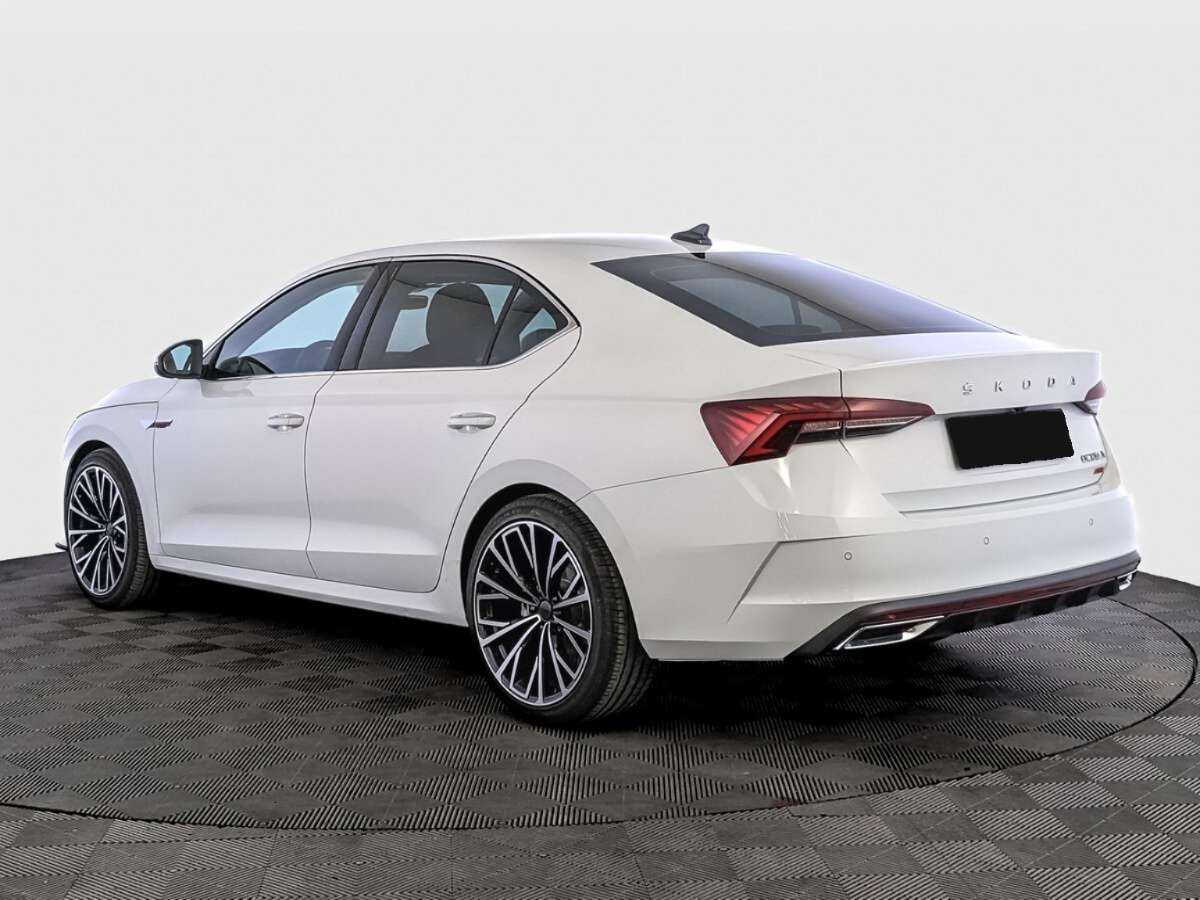 Skoda Octavia б/у, 2023, Роботизированная. Фото: #5