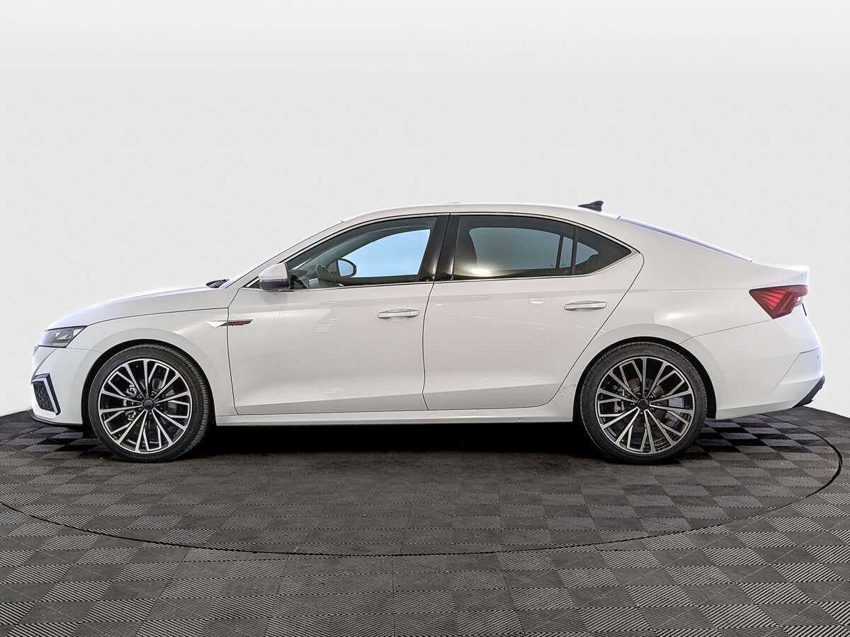 Skoda Octavia б/у, 2023, Роботизированная. Фото: #6